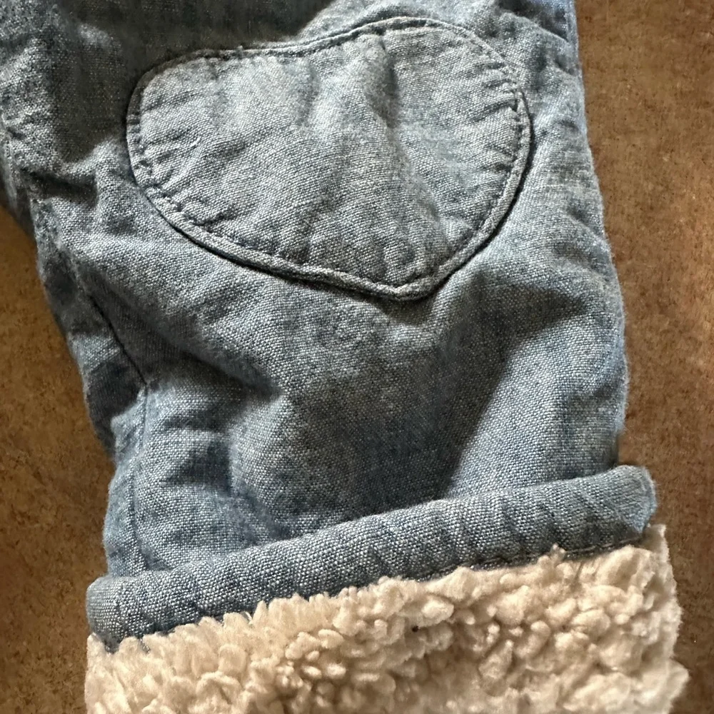 GAP Kids Blue Jeans with Heart Patches - Picture 4 of 4